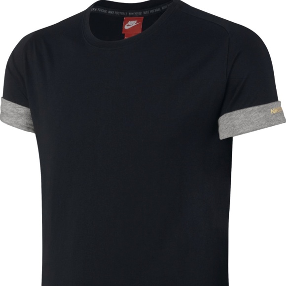 NIKE FC Sideline T Shirt - NWT - Picture 2 of 4